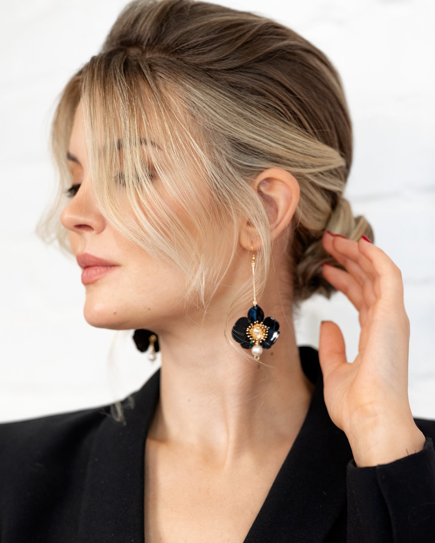 Upcycle With Jing - Butterfly Orchid Pearl Earrings