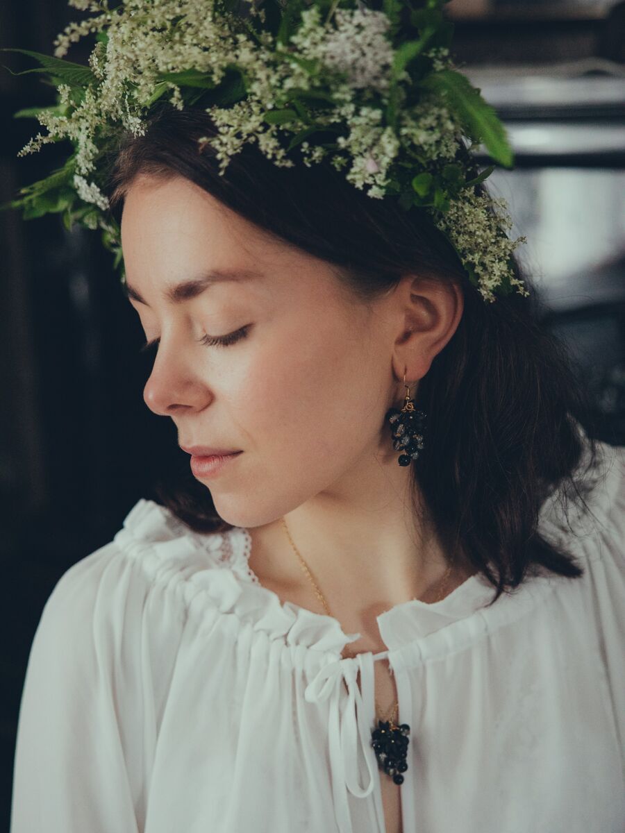 Daughter of the North Yön Kuningatar Korvakorut - Isot