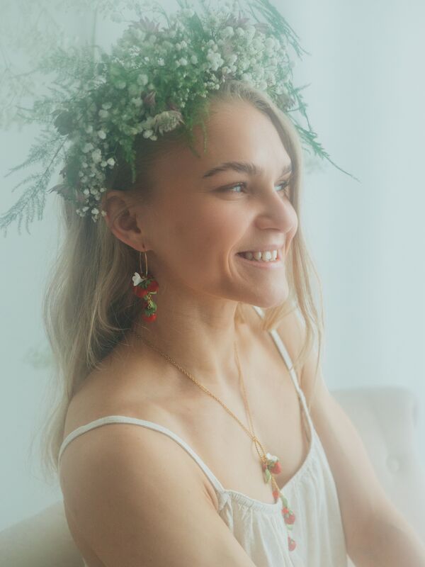 Daughter of the North Metsämansikka - Rengas Korvakorut