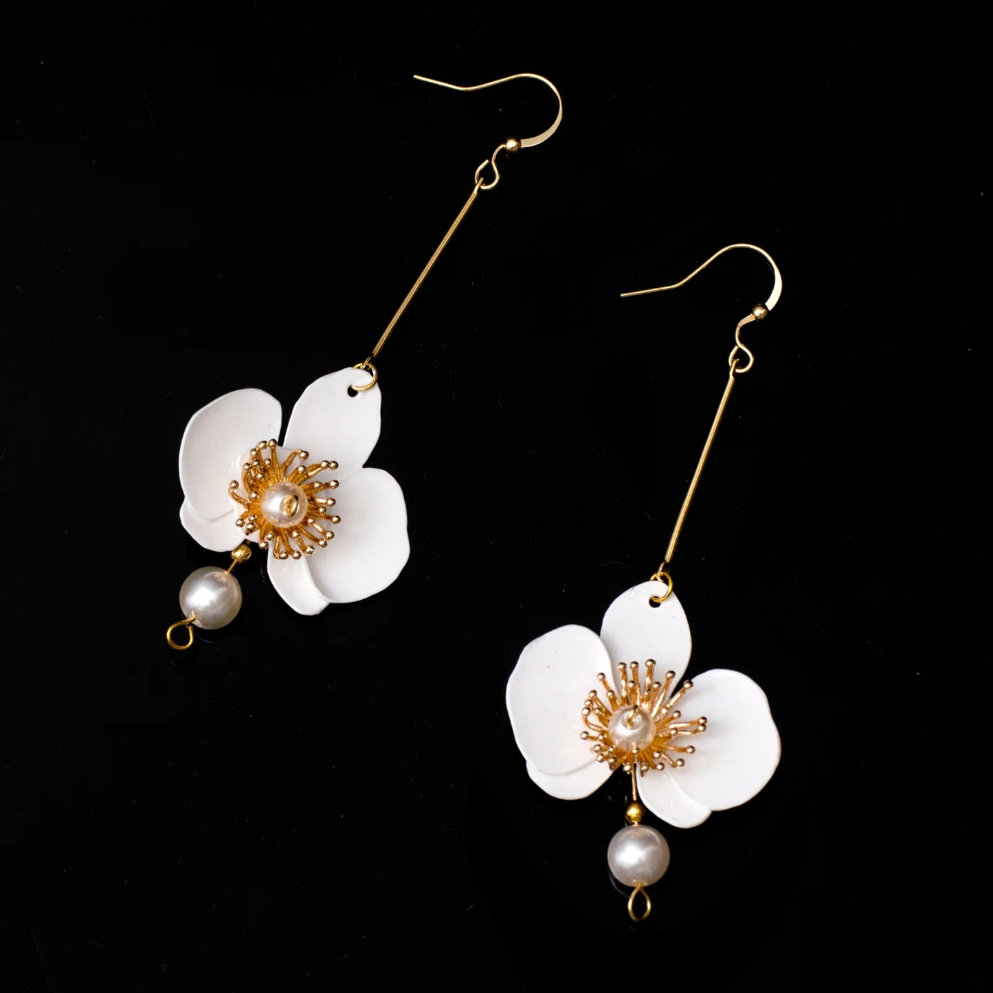 Upcycle With Jing - Butterfly Orchid Pearl Earrings