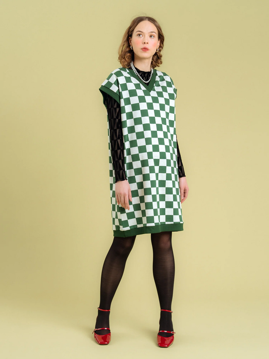 Aarre Aline Liivimekko, Chess Green